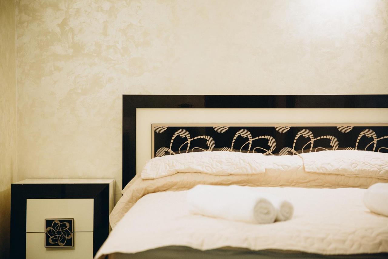 Роляда Hotell Tysmenytsia Eksteriør bilde