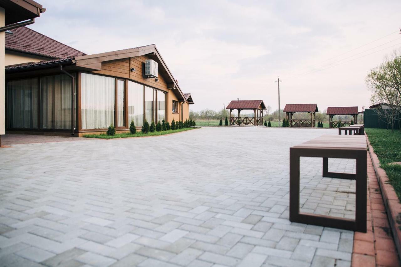 Роляда Hotell Tysmenytsia Eksteriør bilde