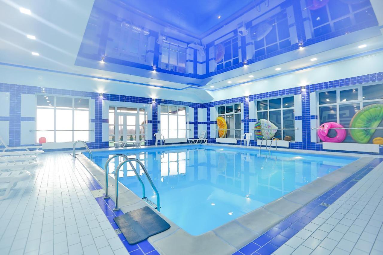 Роляда Hotell Tysmenytsia Eksteriør bilde